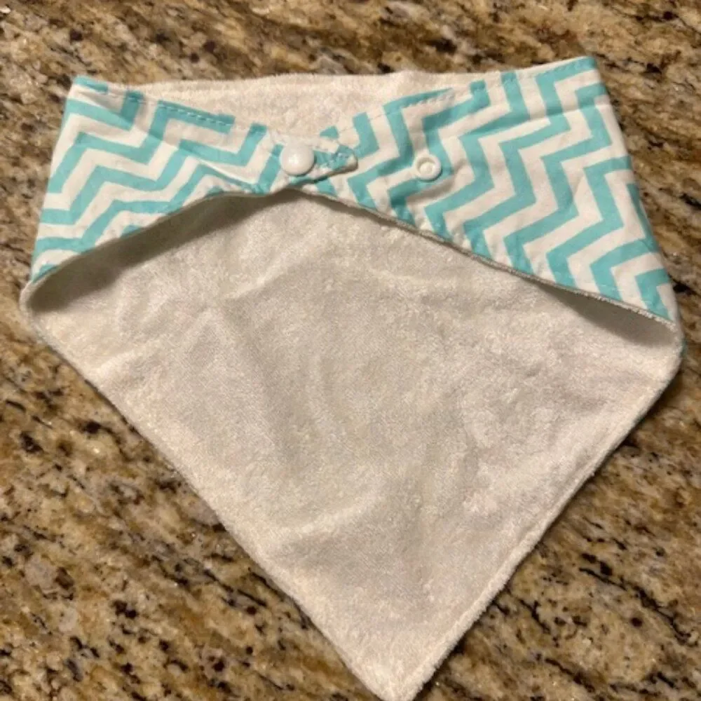 Aqua Chevron Bandana Bib & Teething Ring Set 7388 Handmade NWT Boutique